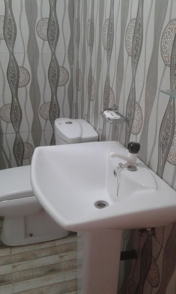 Фото Kirula Green Hotel