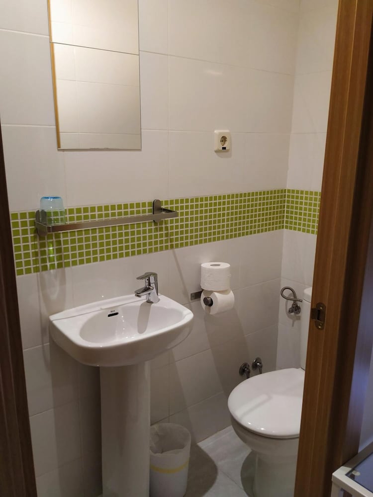 Фото Hostal Abitum Madrid