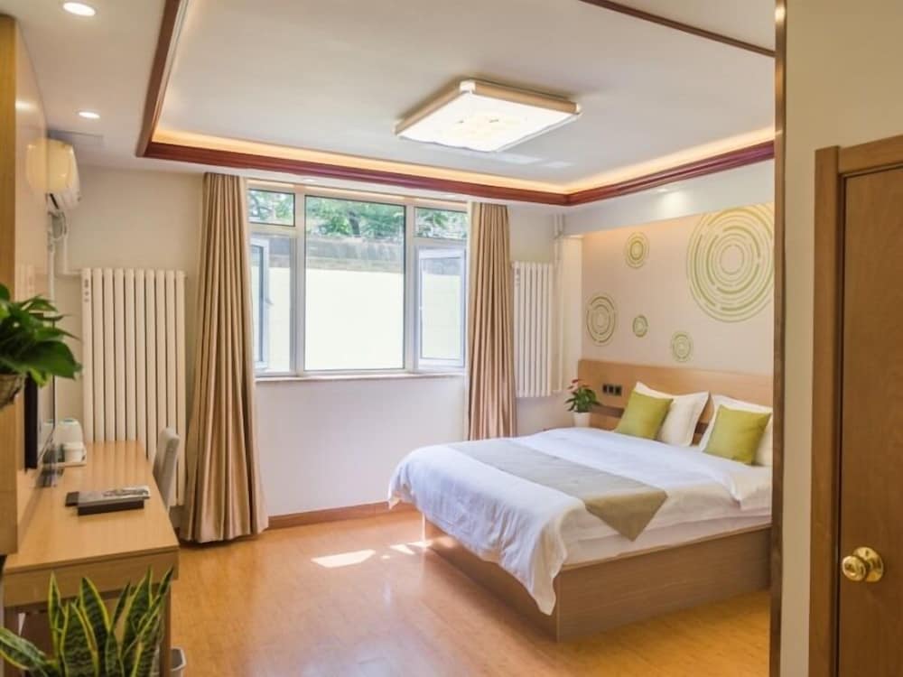 Фото Greentree Inn Beijing Houhai Express Hotel