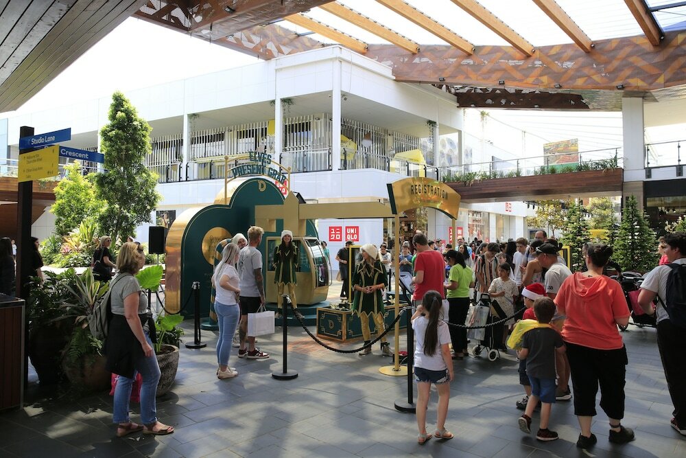 Фото Luxury Penthouse Above the Shopping Town