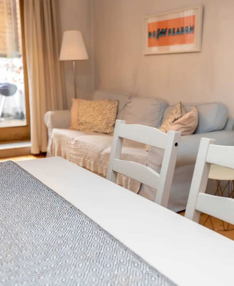 Фото Lovely 1 Bedroom Apartment in Colourful Notting Hill