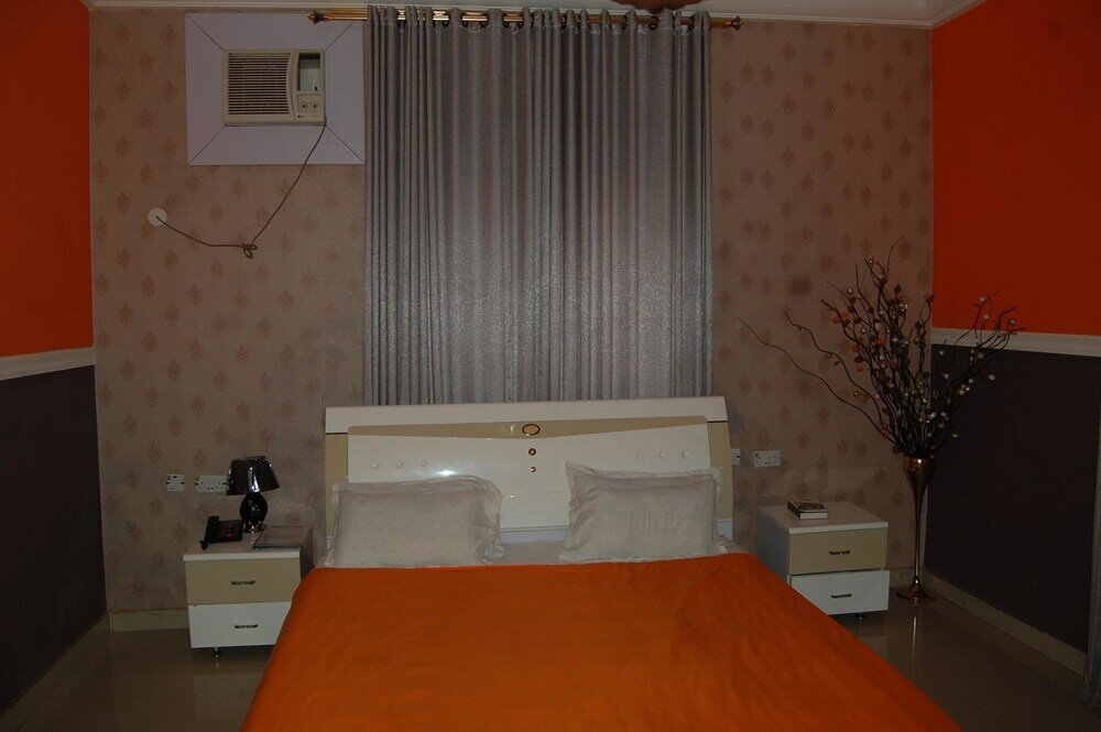 Фото Golden Valley Hotel Enugu