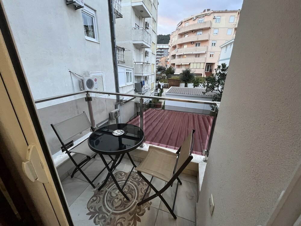 Фото Апарт-отель Pearl Apartments