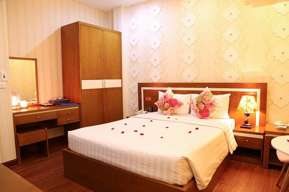 Фото Khách sạn Hướng Dương