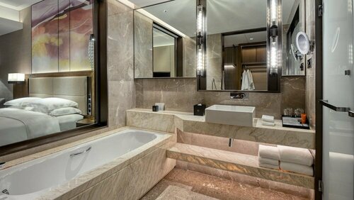 Гостиница Crowne Plaza Beihai Silver Beach, an Ihg Hotel в Бэйхае
