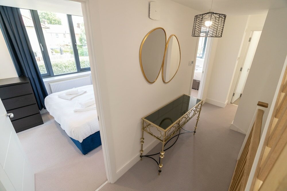 Фото Howsman Road