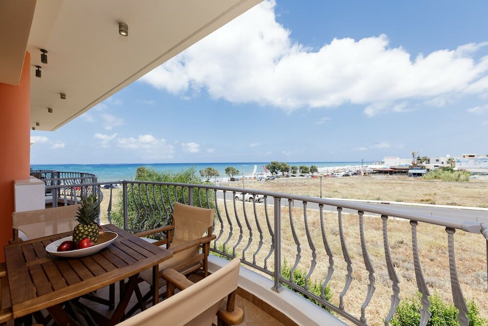 Фото Kahlua Bay Apartments