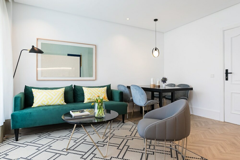 Фото Feelathome Waldorf Suites Apartments