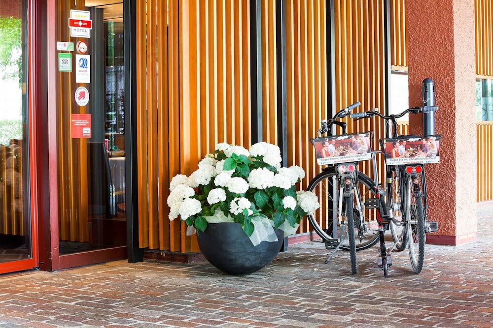 Фото Ramada by Wyndham Baden Hotel du Parc