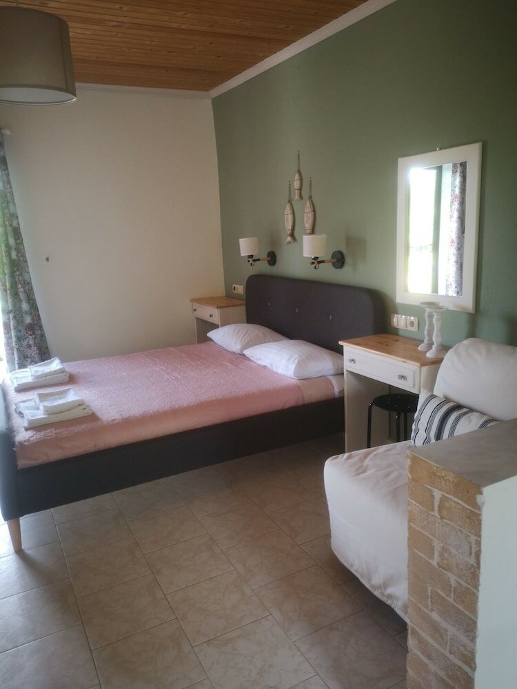 Фото Achillion b&b