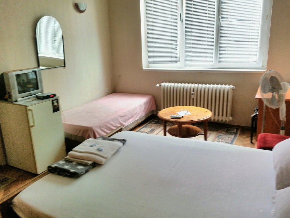 Фото Repos Guest Rooms