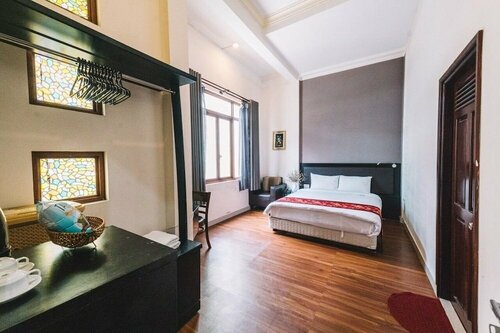 Гостиница Lilly Hotel в Далате