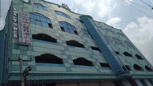 Iroomz Nama Residency