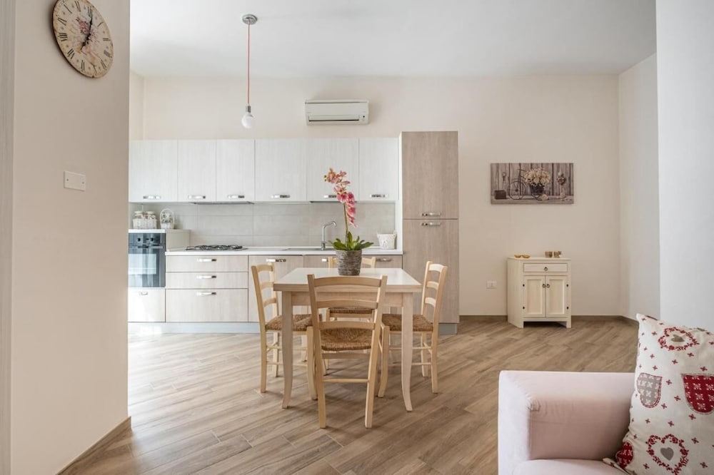 Фото Casa Martina Bright Apartment