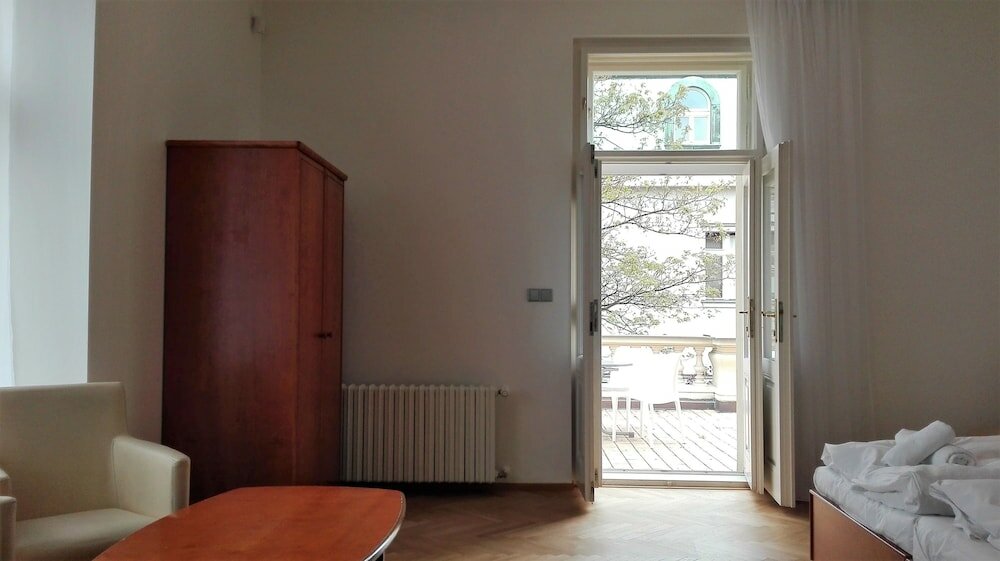 Фото Pension Jana - Domov Mládeže