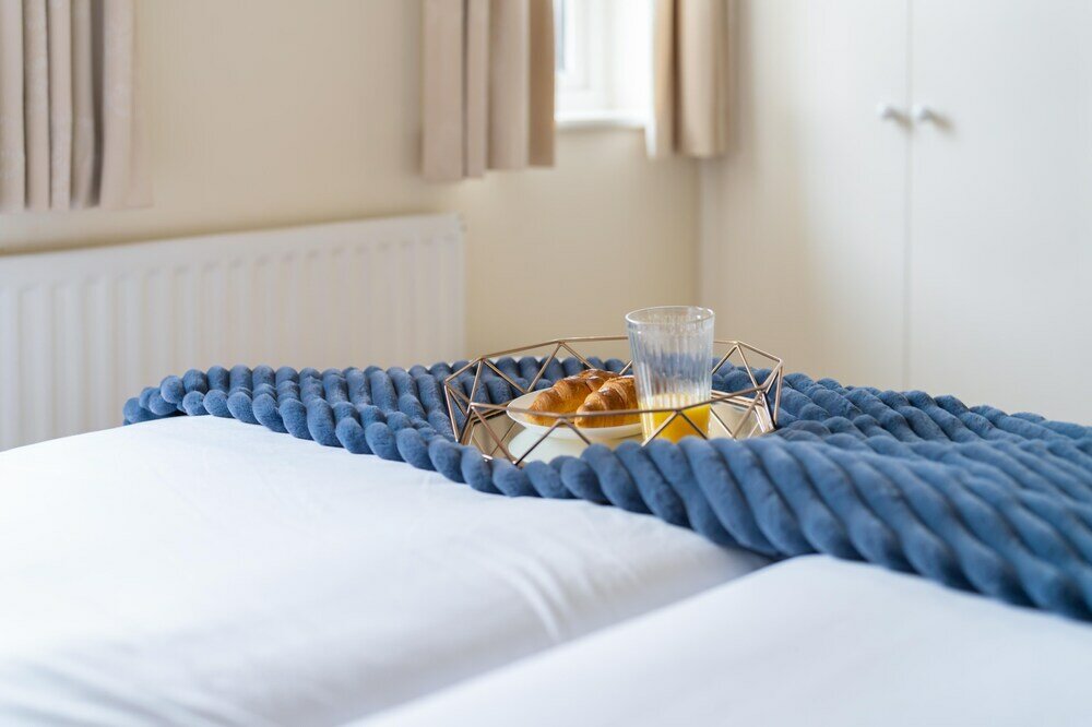 Фото Pierocks Wickets Luxury Entire House, Free Parking and Wi-fi in Maidenhead