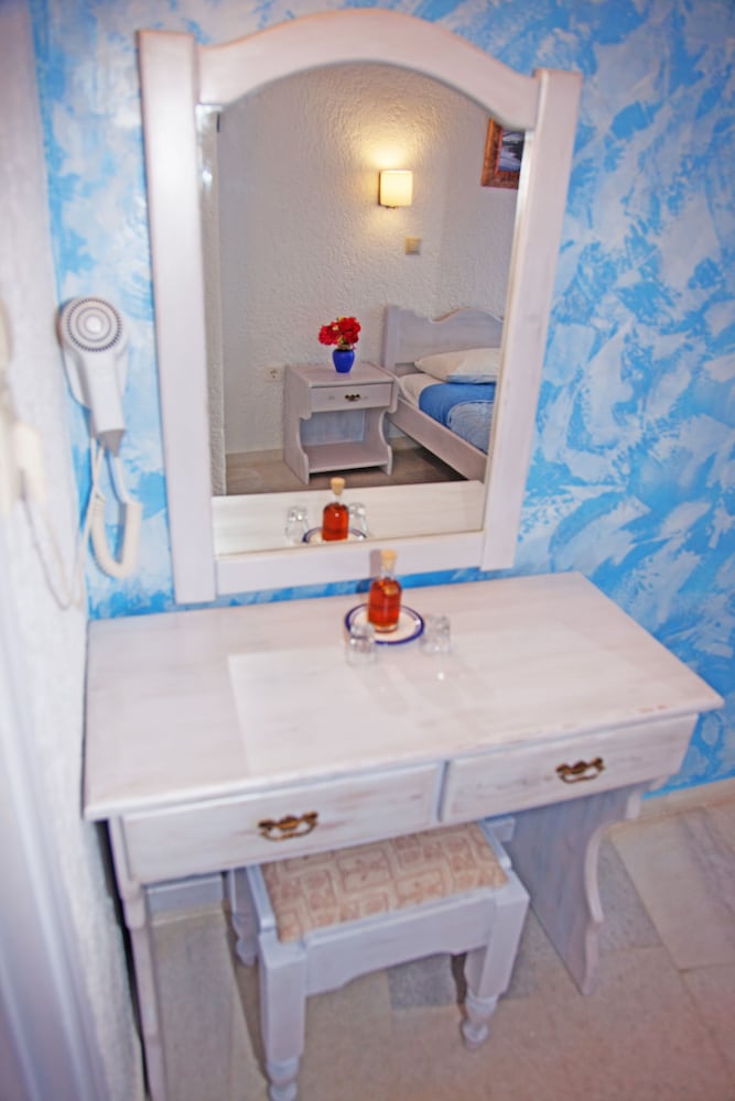 Фото Hotel Saint George Valsamitis