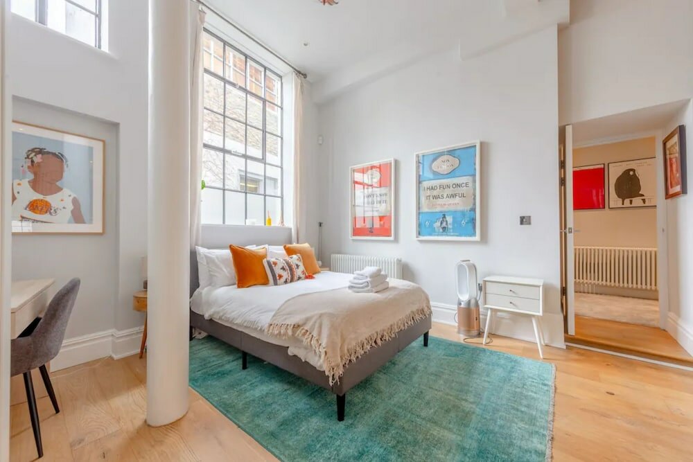 Фото Bright and Stylish 2 Bedroom Flat in Chiswick