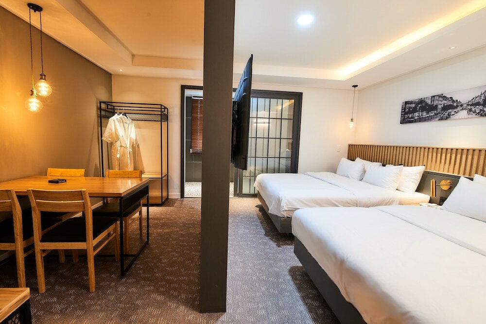 Фото West In Hotel