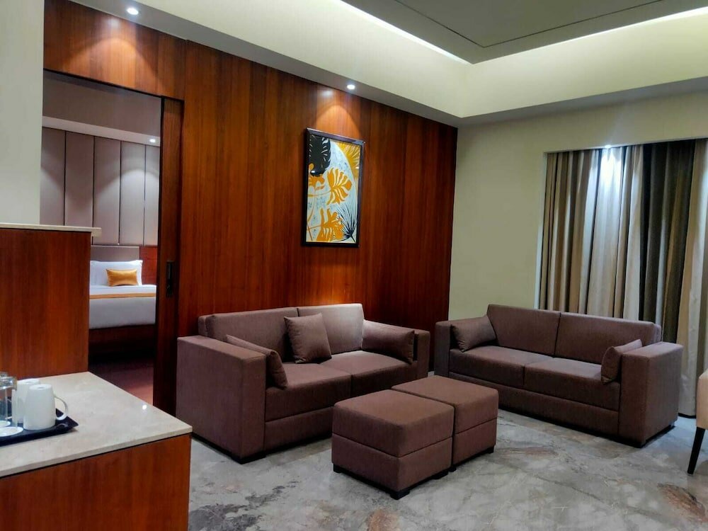 Фото Ratnamouli Palace