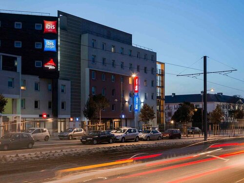 ibis Orly Chevilly Tram 7
