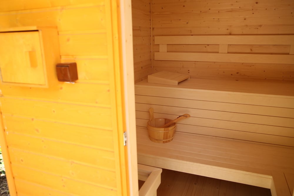 Фото Hunyadi Panzió- Apartmanház