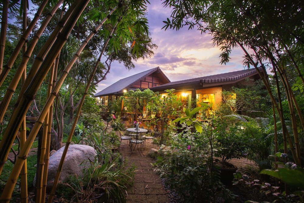 Фото Cattani's Riverside Home