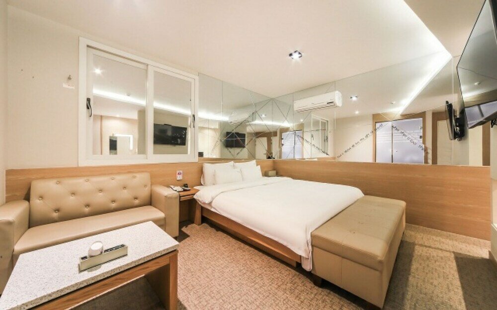 Фото The Brain Hotel