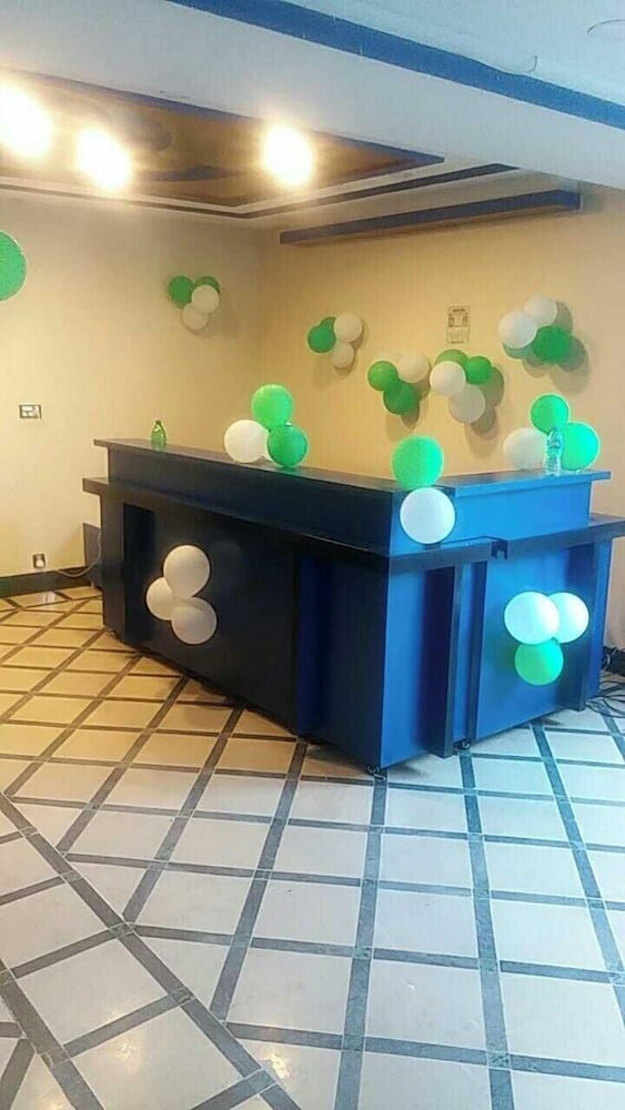 Фото Kashmir Inn Hotel Muzaffarabad