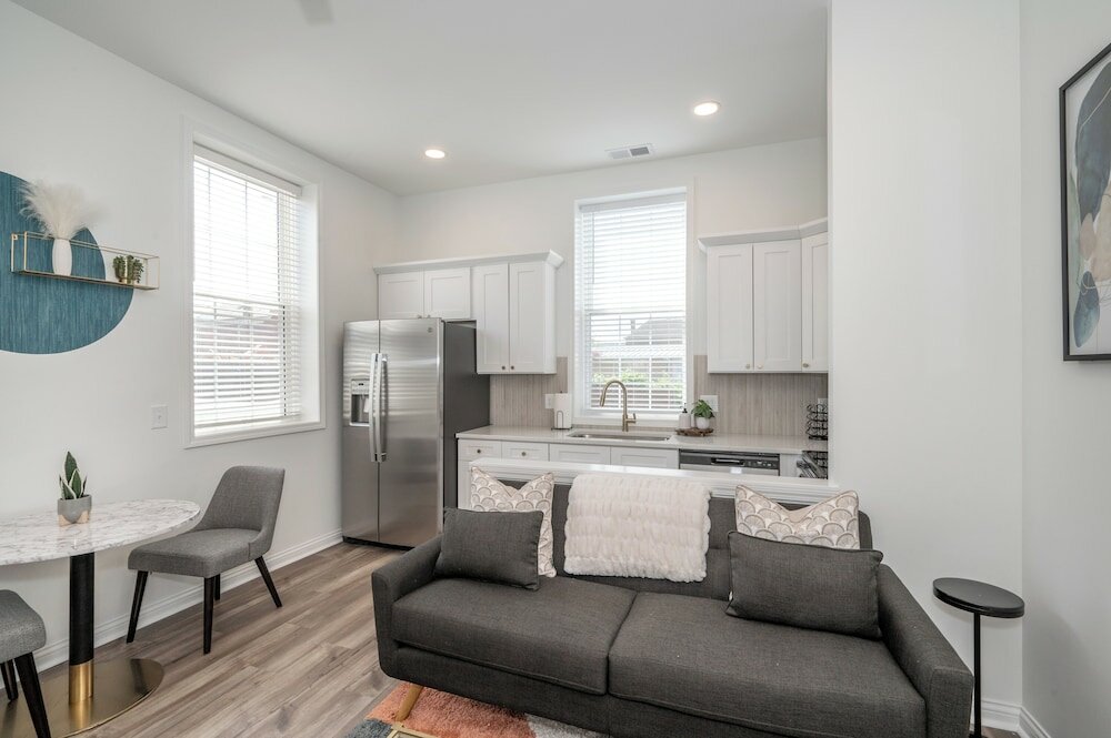 Фото Covington Charm 201