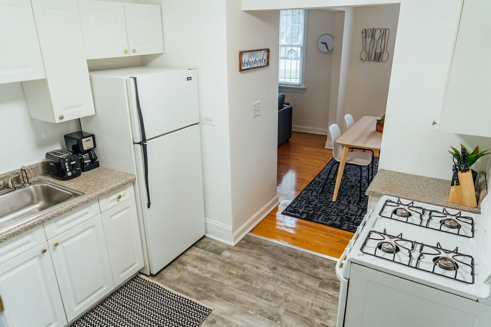 Фото Chic & Pristine 1br Apt in Marshfield