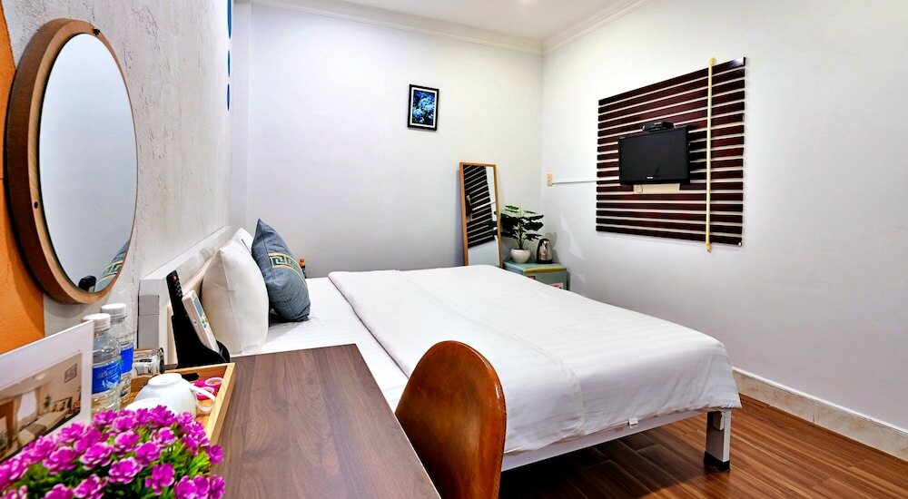 Фото Hanz Cosmos Central Hotel