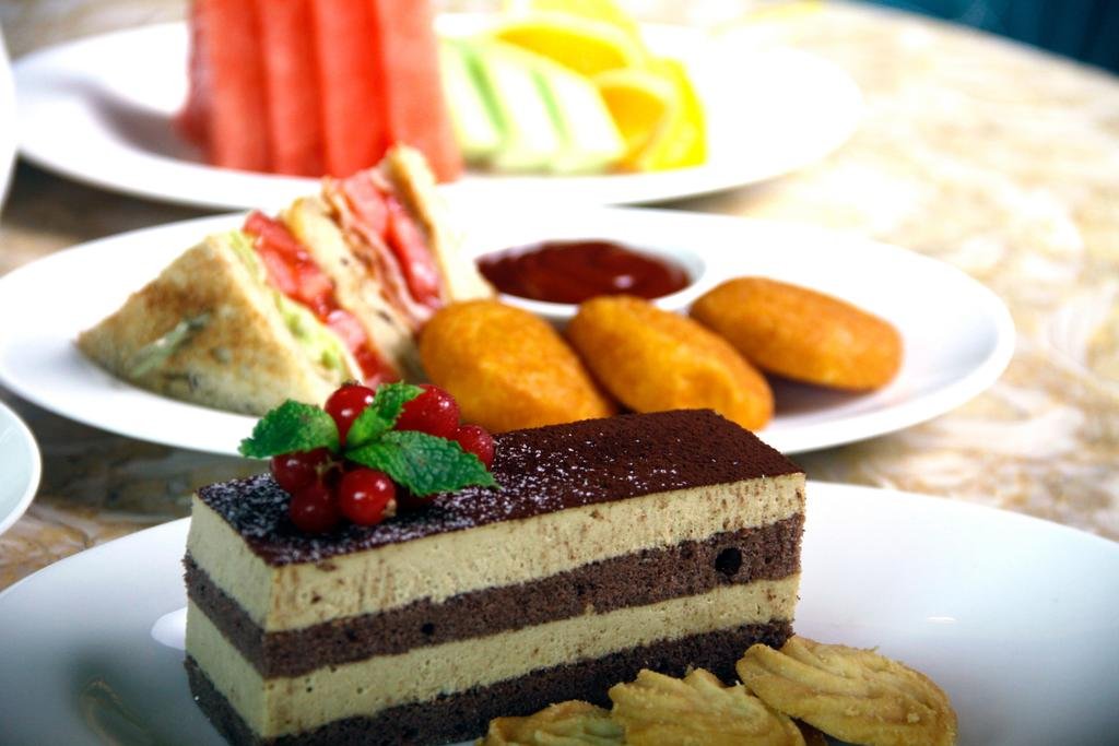 Фото Courtyard by Marriott Kunshan Hotel