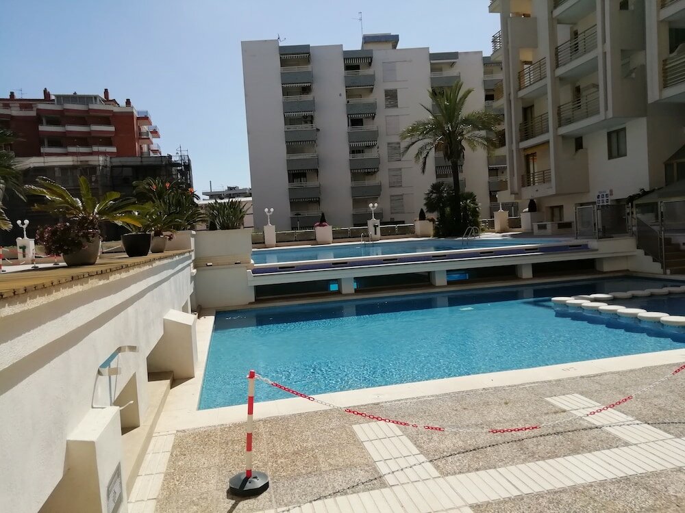 Фото Edificio Novelty