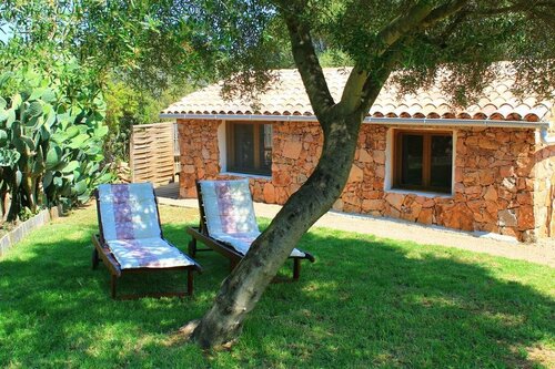 Гостиница Chambre d'hotes Caseddu Di Poggiale в Сартене