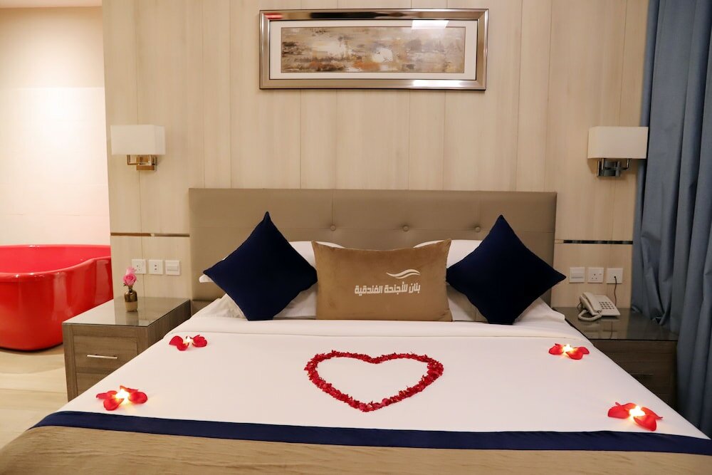 Фото Banan Hotel Suite