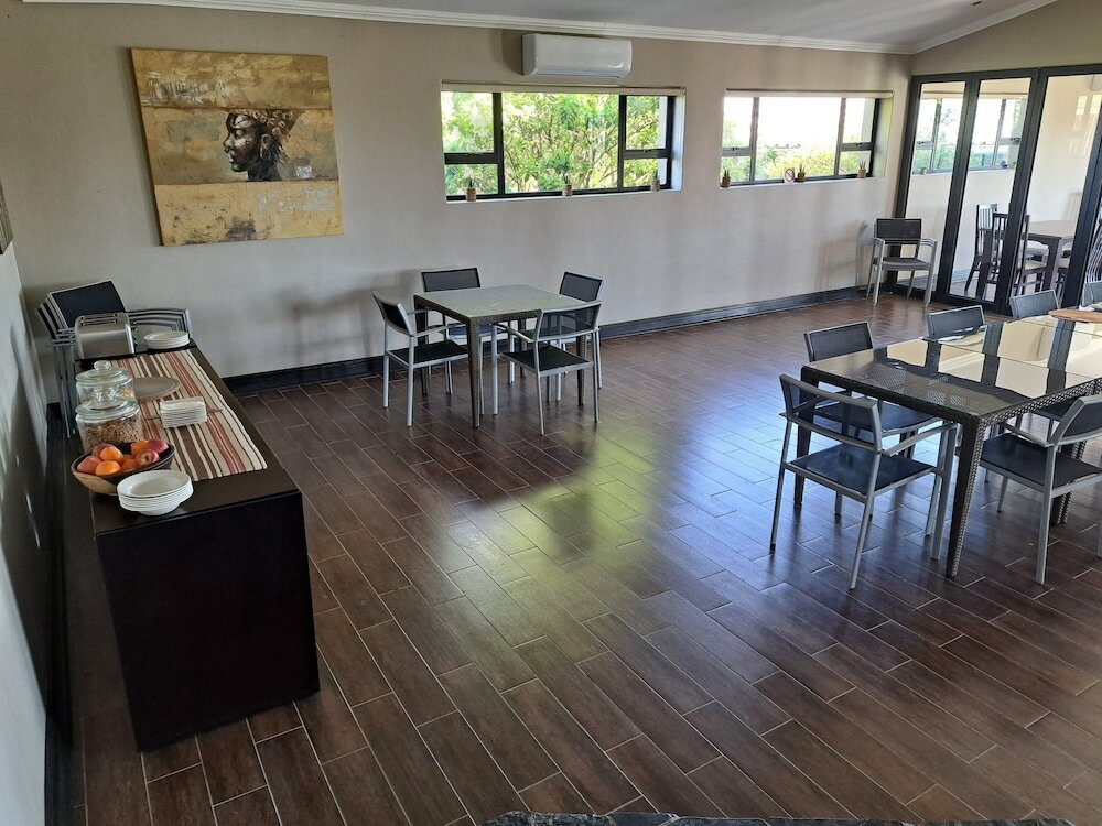 Фото Umbono Private Lodge