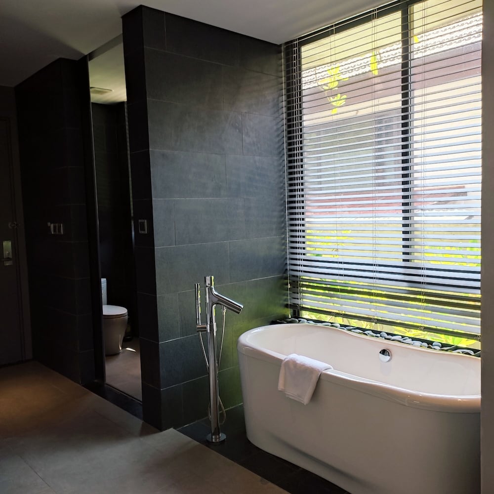 Фото M Suite Danang Beach