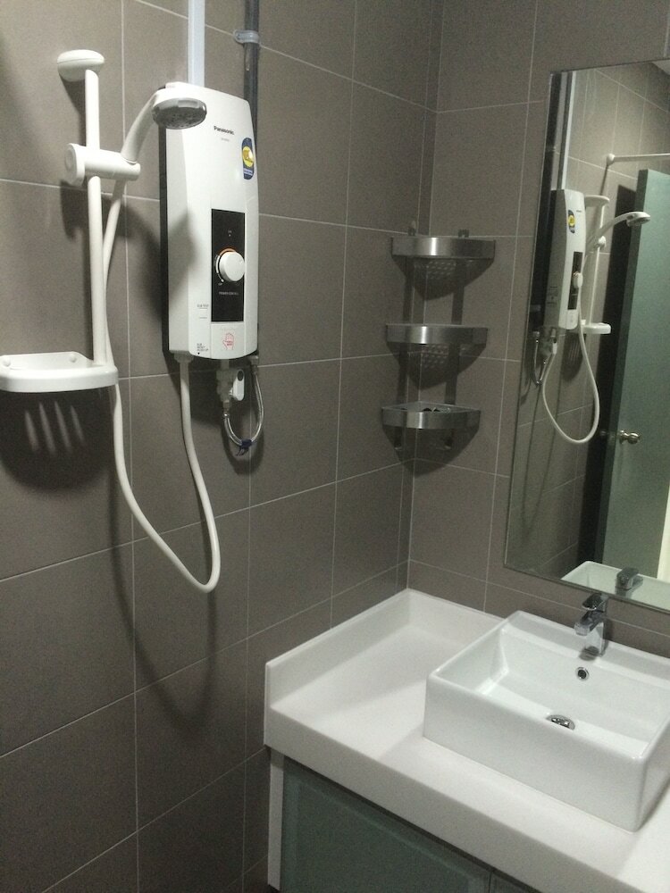 Фото Summer Suites Express - Hostel