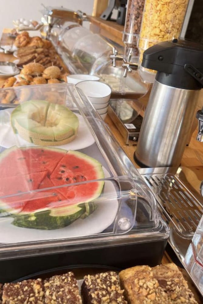 Фото Hotel Memaj