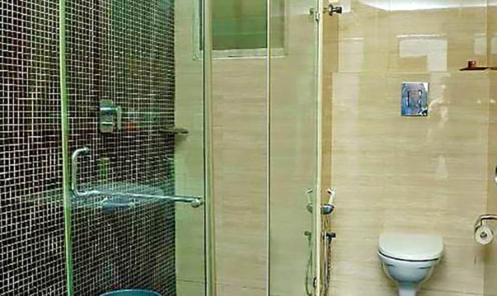 Фото Fabhotel Skyry II