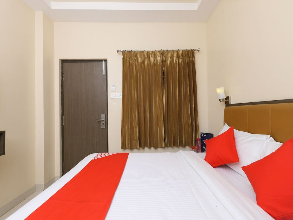 Фото Oyo 14934 Kalyani Grand