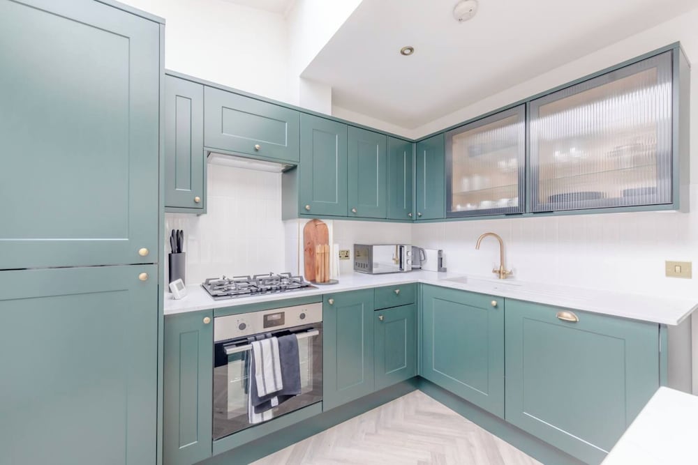 Фото Contemporary Elegance - 2bd Flat, Clapham!