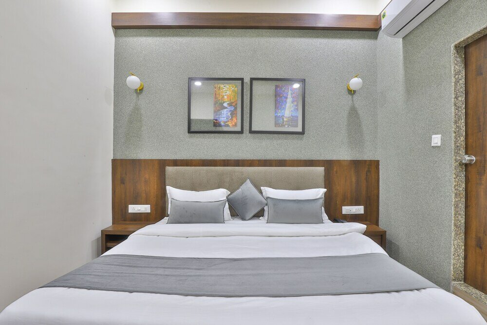 Фото Hotel Sr Regency