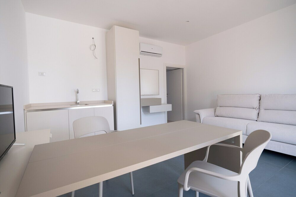 Фото Nautika Suites