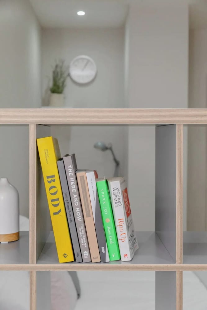 Фото Modern Studio Flat - 1 min to Paddington Station