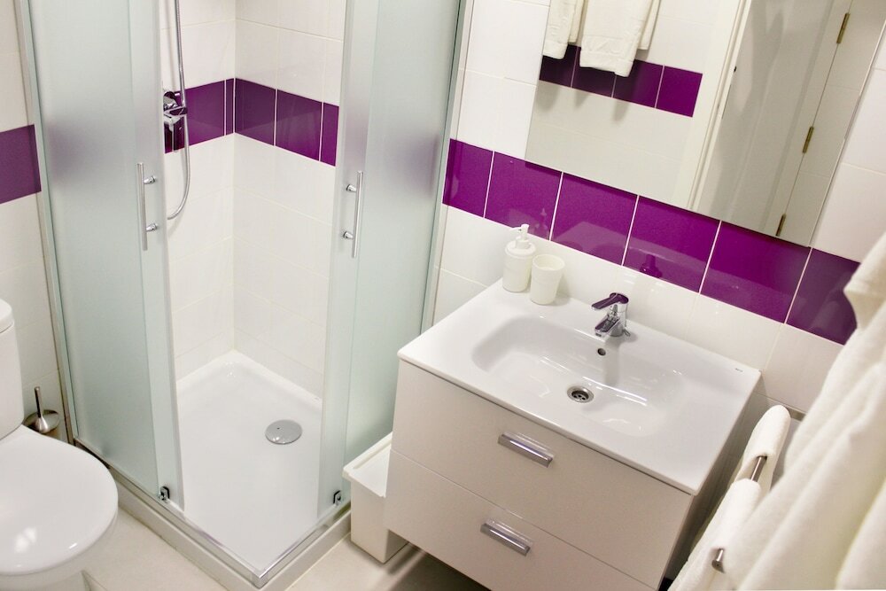 Фото Apartamentos Funway Hostel