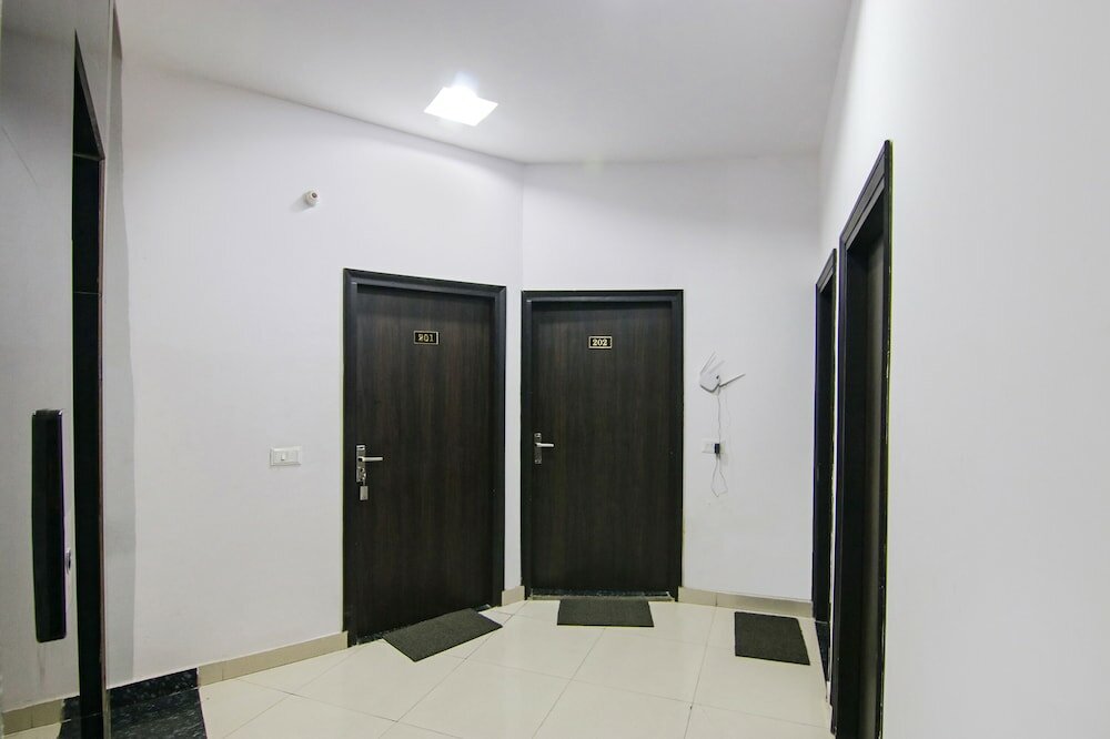Фото Fabhotel City Stay