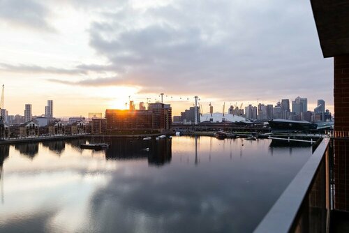 Гостиница Waterside Bliss Austin David Apartments в Лондоне