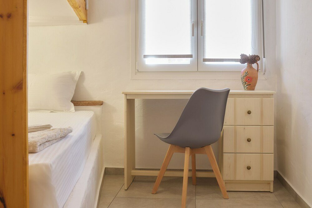 Фото Eressian Lodgings Apartments